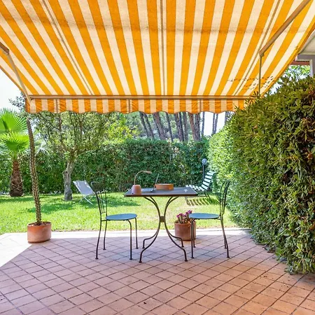 Naxos Seaside With Gardens, Parking And Swimming Pool Apartment Giardini Naxos